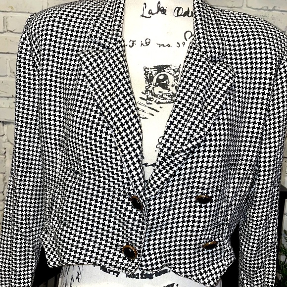 Y2K IZ California Cropped Dress Jacket - Picture 2 of 6